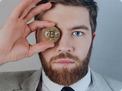 Julian Wolf – Chief Analyst bei Erfonapex